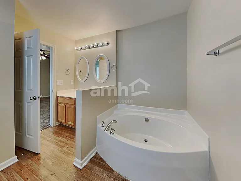 2645 Wynbrook Dr — Photo 12