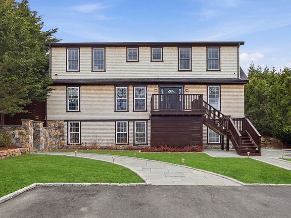 2nd image of 21 Davis St