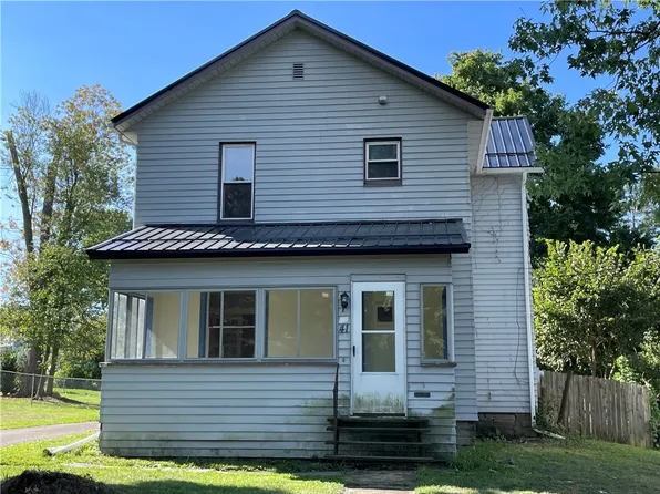 41 Stewart Ave, Greenville, PA 16125