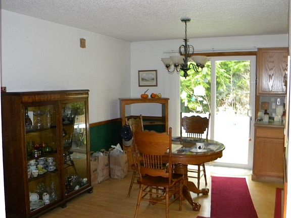 5th image of 811 Val Vista Dr
