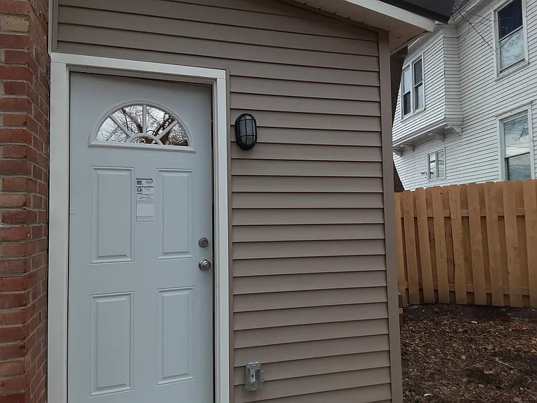 6 Parsons St — Photo 4