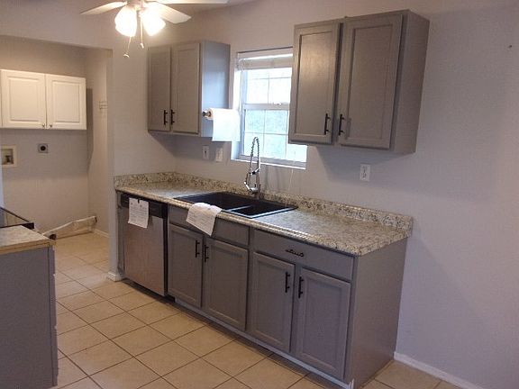 4th image of 1000 E Sycamore Rd