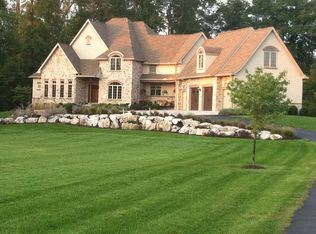 1 Grey Goose Cir, Carlisle, PA 17015