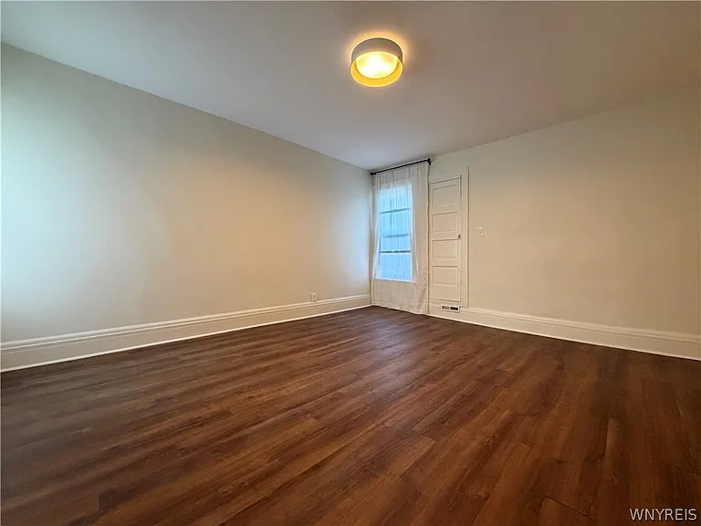 285 West Ave #2 — Photo 6