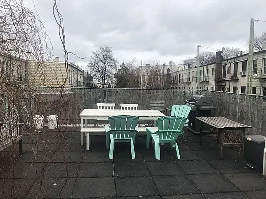 Rented by Ulas Real Estates Inc | media 61