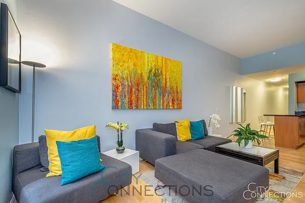 Sold by City Connections Realty | media 1