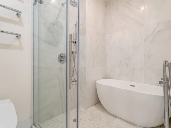 819 Dean Street image 14 of 33