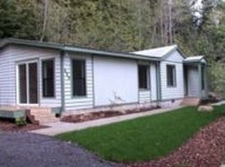 699 NE Erickson Ln, Poulsbo, WA 98370