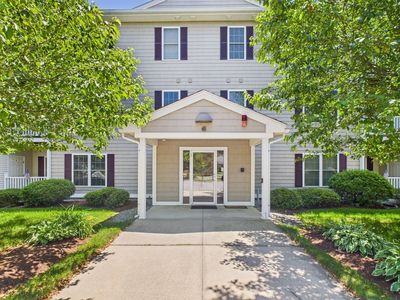 6 Stearns Lane #103, Merrimack, NH, 03054