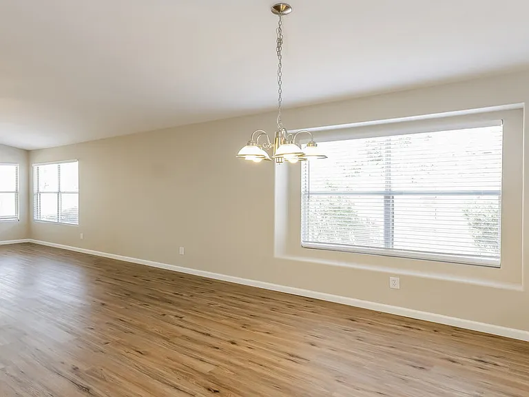 2044 S Avoca Cir — Photo 6