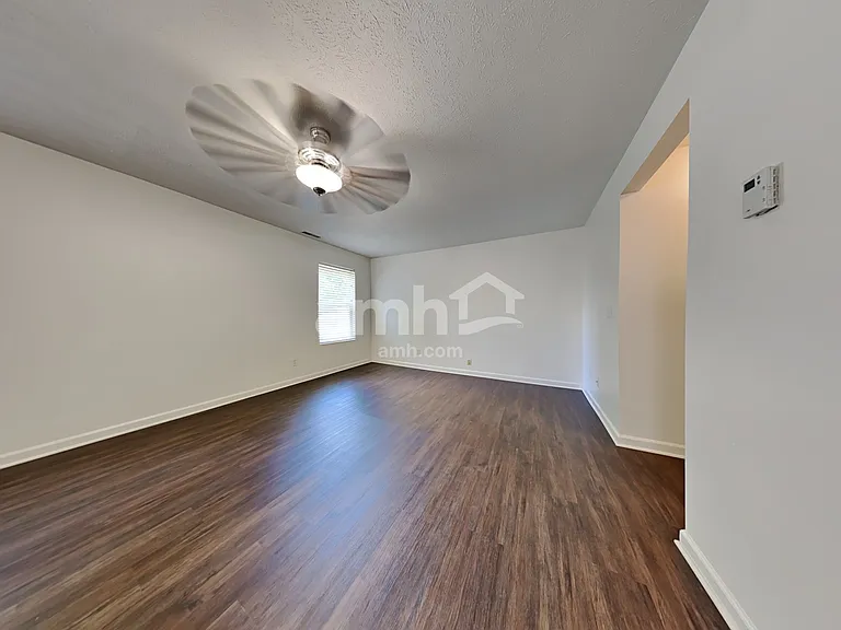 4645 Bluejay Ct — Photo 7