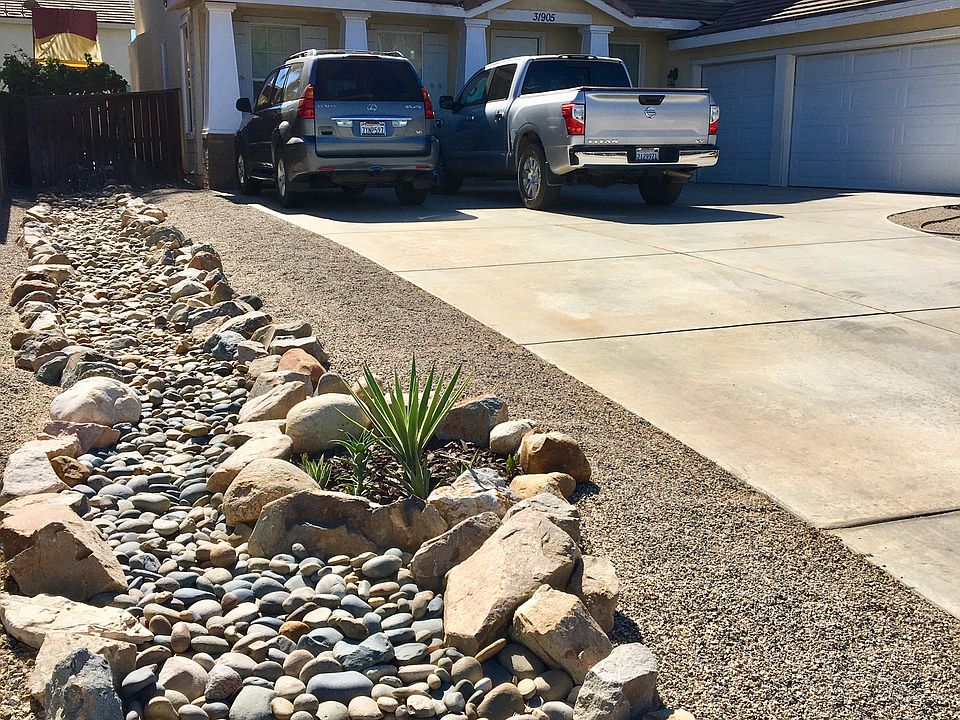 2nd image of 31905 Haleblian Rd