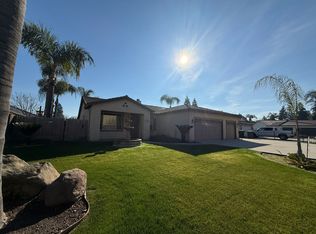 2324 N Peppertree St, Visalia, CA