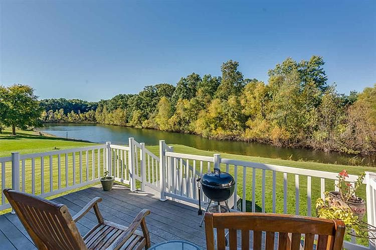 2nd image of 53093 Cedar Lake Ct