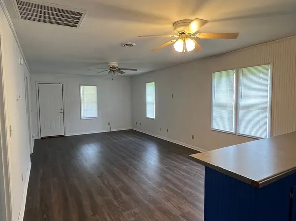 353 4th Ave NW, Arab, AL 35016