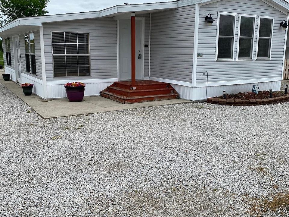 1st image of 1097 N Bass Ln #1099