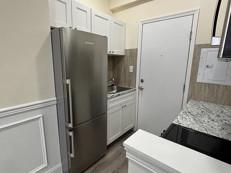 1101 Spruce St #3F — Photo 6