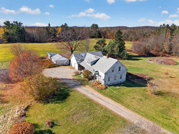 371 Main Road, Charleston, ME 04422