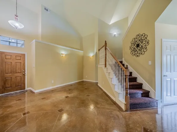3819 Monte Carlo Ln, Denton, TX 76210