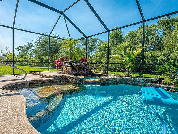 2nd image of 2920 Sereno Pointe Dr
