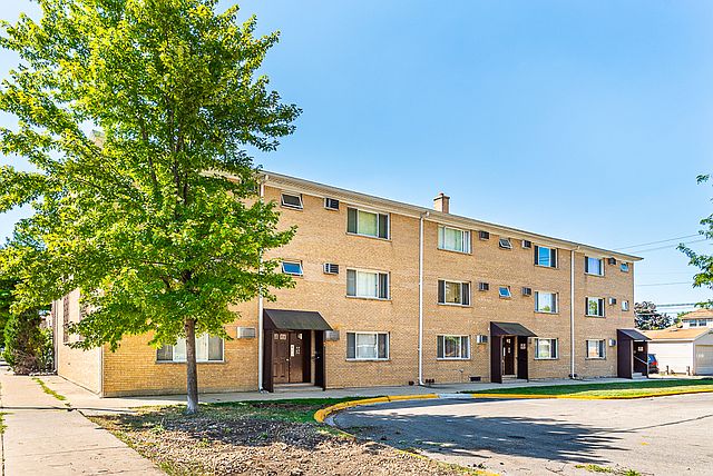 1st image of 2244 N Harlem Ave APT 12