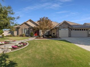 10808 Queensbury Dr, Bakersfield, CA 93312