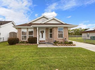4460 Bayou Des Familles Dr, Marrero, LA 70072