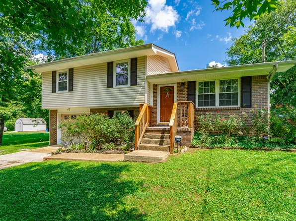 710 Ogrady Dr, Chattanooga, TN 37419