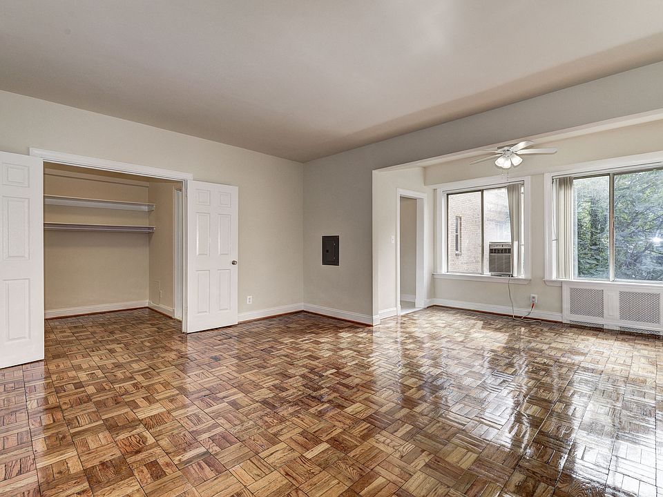 Parquet Hardwood Floors