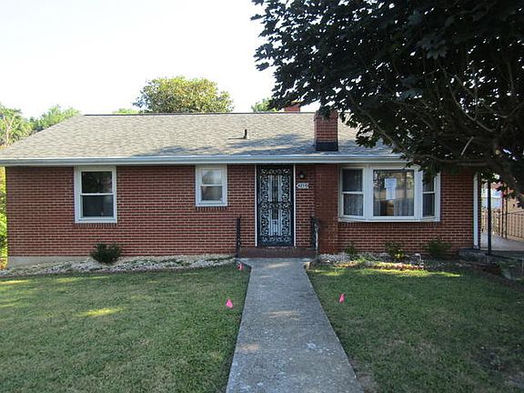 3rd image of 4215 Vermont Ave NW