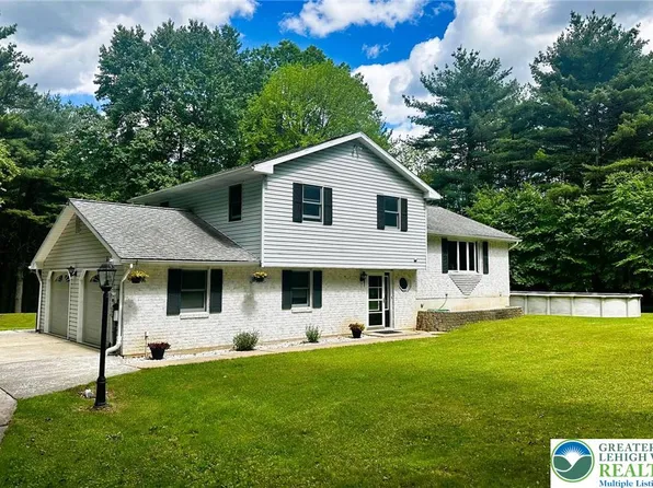 93 Sassafras Rd E, Lehighton, PA 18235