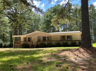 54 J Shows Dr, Seminary, MS 39479