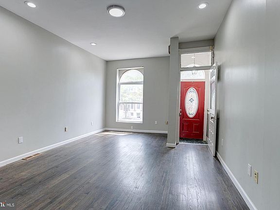 5th image of 418 N Luzerne Ave