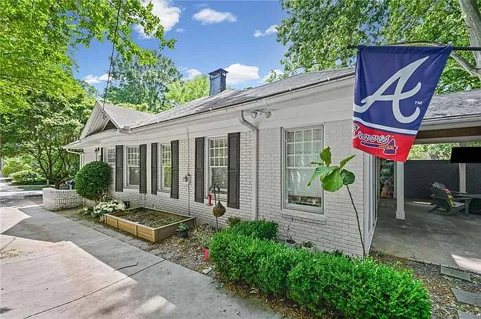 1168 Saint Louis Pl NE — Photo 21