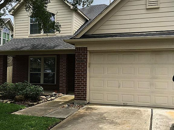 3rd image of 4926 Mission Lake Ct