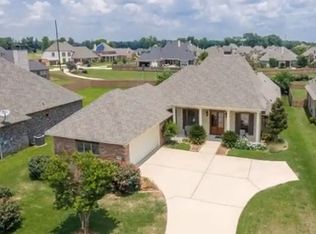 9513 Rochel Dr, Shreveport, LA 71115