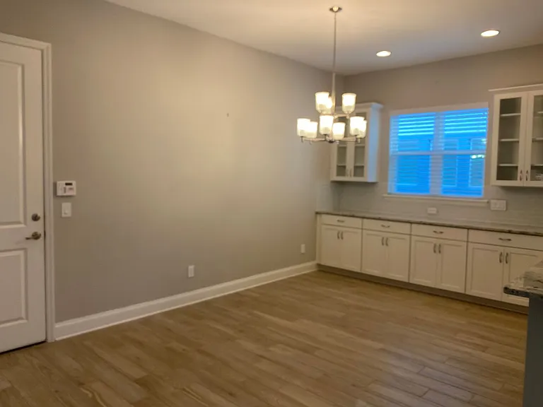 461 Oviedo Blvd — Photo 9