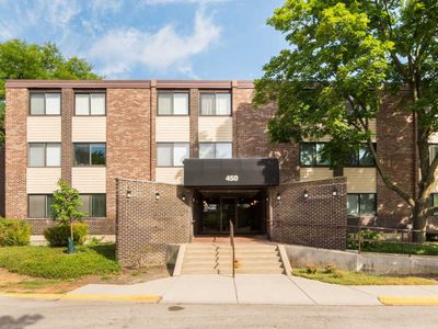 450 Raintree Ct UNIT 1L, Glen Ellyn, IL, 60137