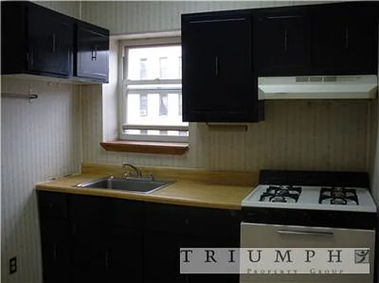 Rented by Triumph Property Group | media 1