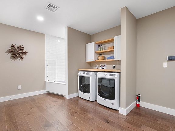 29th image of this home