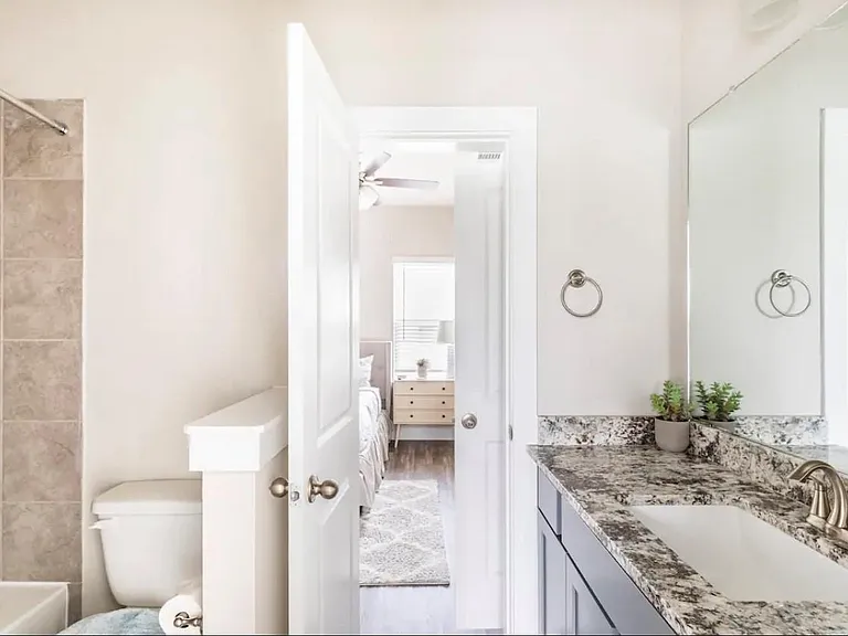 1740 Cove Crescent Ct — Photo 8