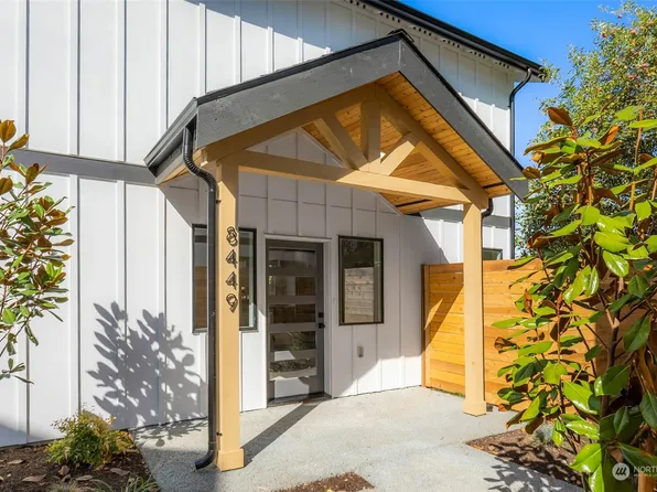 8449 18th Avenue SW, Seattle, WA 98106