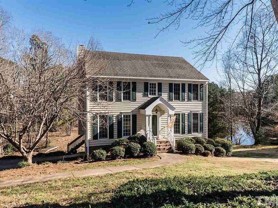 1st image of 105 Springwater Ct