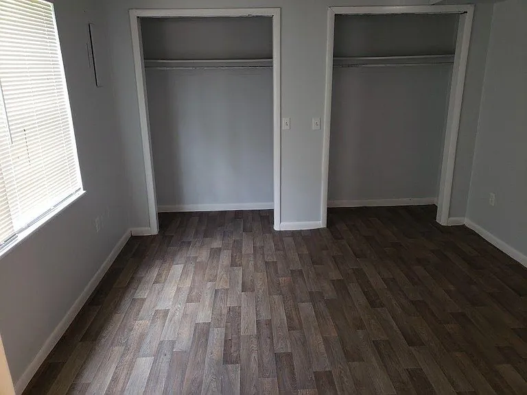 444 S Brunswick St — Photo 3