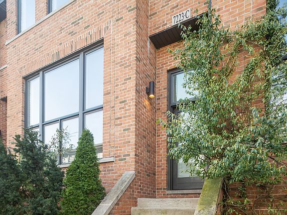 2nd image of 7223 N Hamilton Ave Unit C