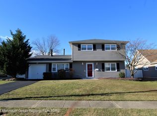 14 Dublin Ln, Hazlet, NJ 07730