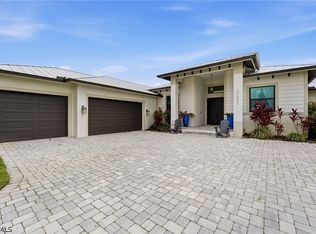 22833 Yellow Button Ln, Alva, FL 33920