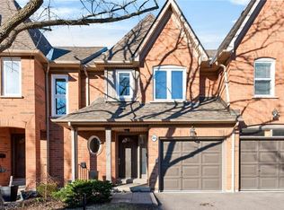 1084 Queen St W #24B, Mississauga, ON L5H4K4
