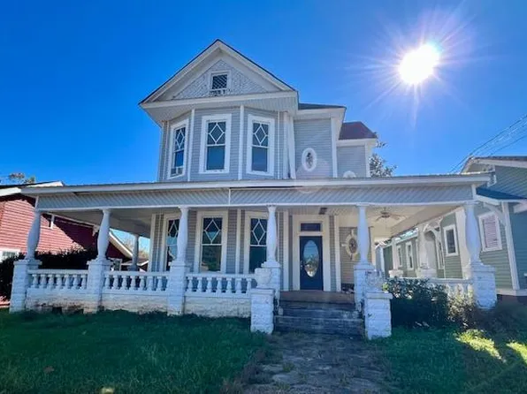212 W Walnut St, Troy, AL 36081