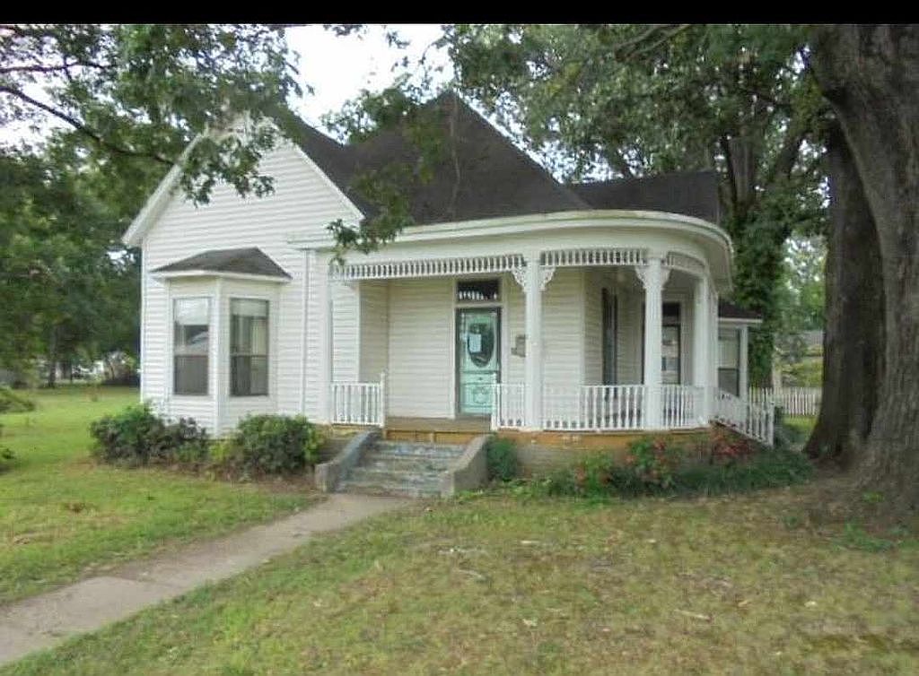 203 E Ash St, Lonoke, AR 72086 Zillow